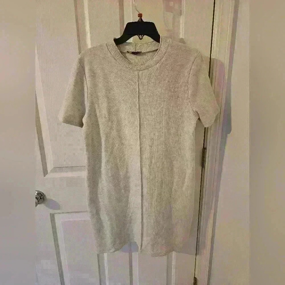 Zara Short Soft Dress Size L - Picture 1 of 4